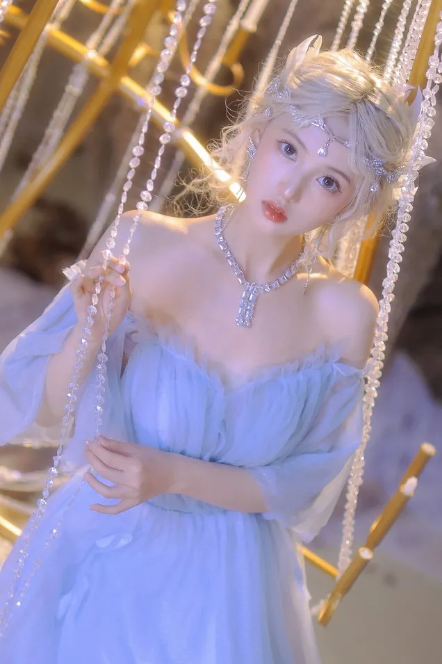 怡子yiii 全套COS写真作品合资源[持续更新]