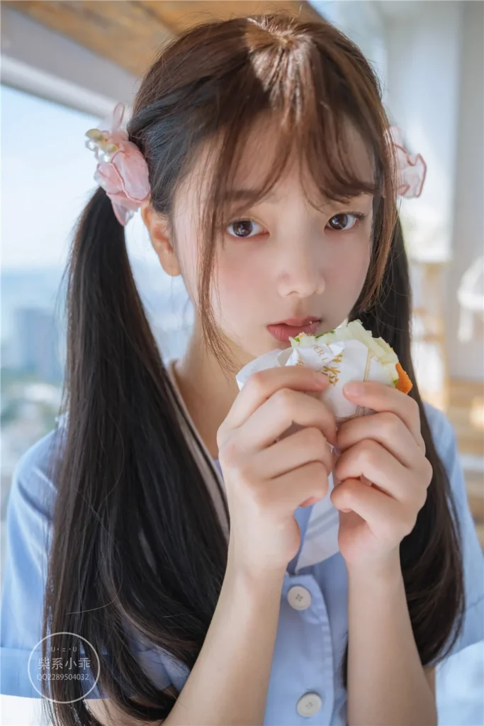 二次元御姐 稚乖画册 全套写真图片包合集 资源[持续更新]