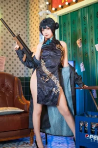 小和甜酒 社恐i人的奇妙共存，反差的魅力！[13套资源持续更新]-cos图吧